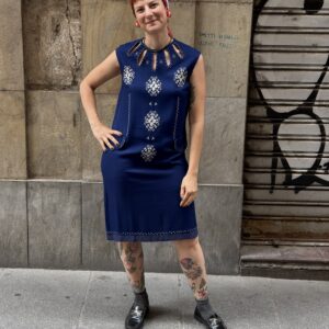Abito in lino anni 70 ricamato a mano