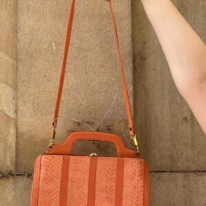 Borsa anni 70 in pelle arancio